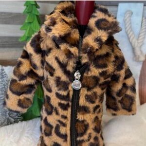 WINE FAUX FUR COAT PARKA BROWN BLACK LEOPARD HOLDS STANDARD BOTTLE CHAMPAGNE NEW